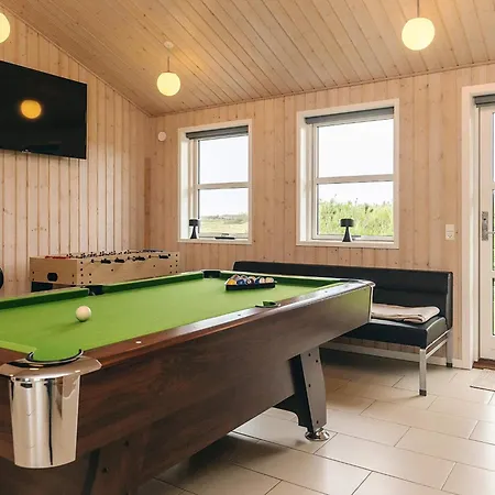 בית נופש 5 Star Holiday Home In Lokken
