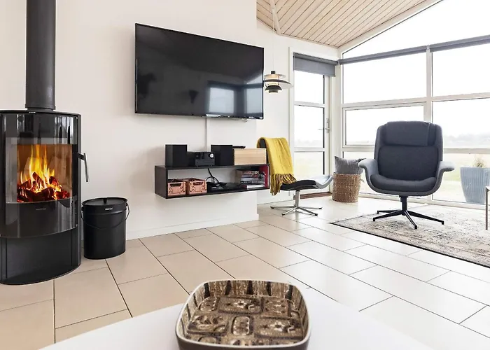 8 Person In Lokken-by Traum Løkken